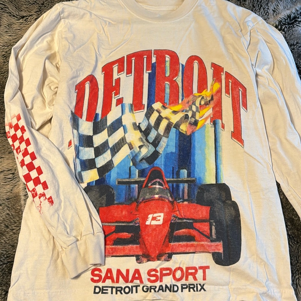 Sana Detroit T-shirt